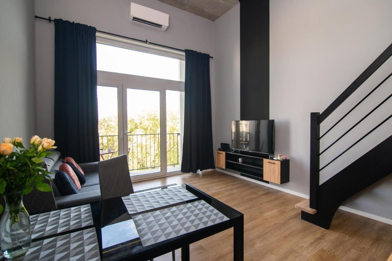 Studia Przy Lotnisku Od Wroclawapartament-Pl エクステリア 写真